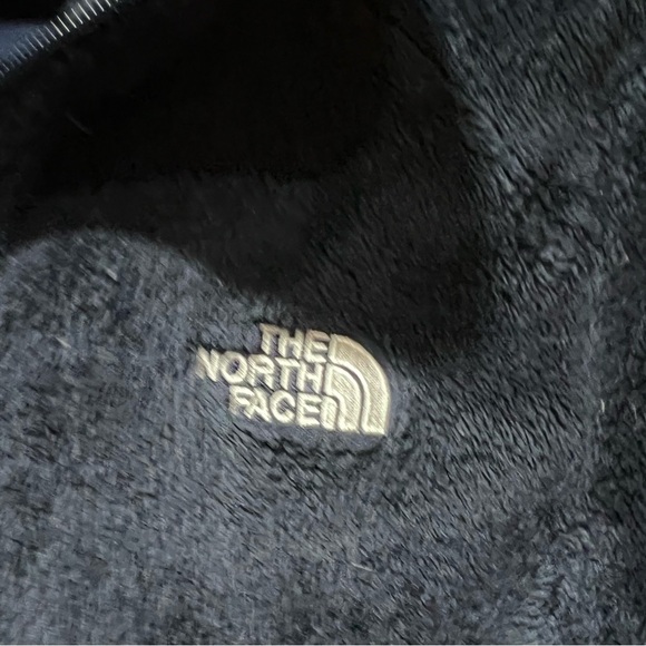 The North Face Women's Midnight Blue Osito Jacket - Picture 2 of 6